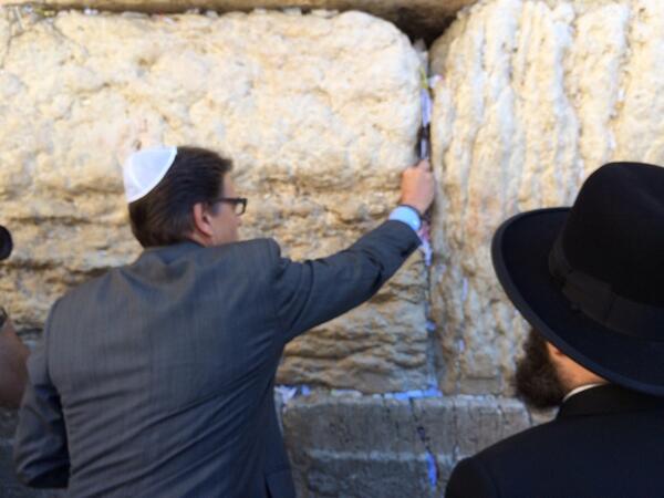 Gov. Perry at the Western Wall in Jerusalem, Israel