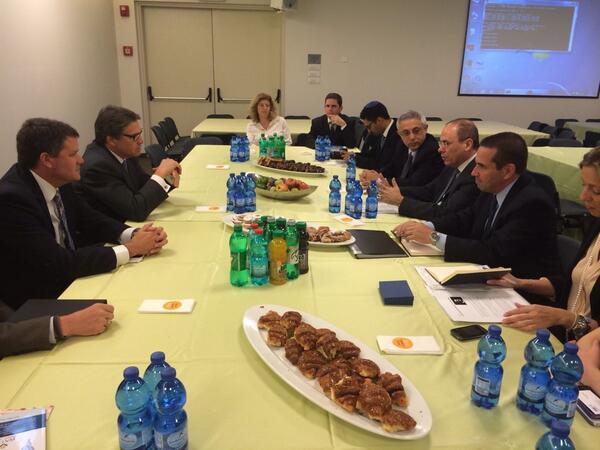 Gov. Perry discusses infrastructure issues in Tel Aviv with Silvan Shalom, Israel Minister of Energy and Water